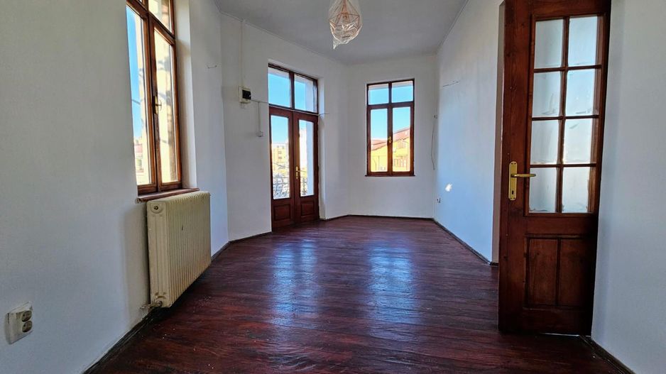 SPATIU COMERCIAL I FRONT STRADAL I ZONA UNIRII - Poză 2