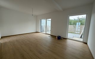 Finisat la cheie. Bucatarie inchisa. Acces asfaltat - Poză 2