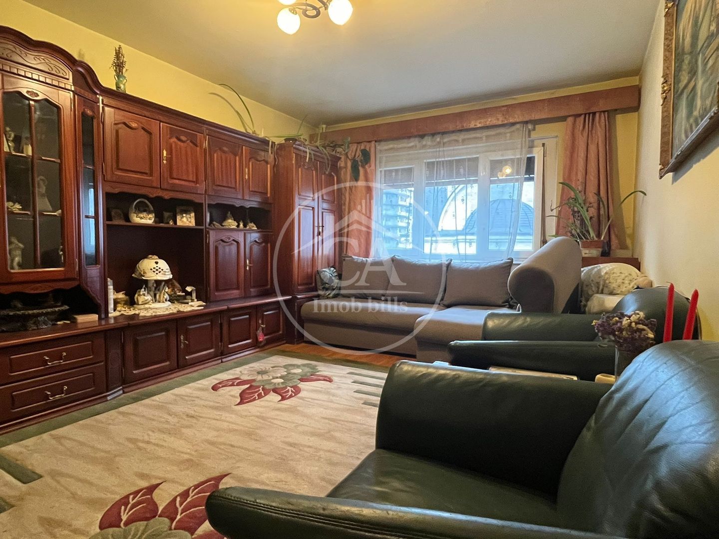 Apartament cu 3 camere de vânzare în zona Calea Aradului/Ramada,Oradea - Poză 1