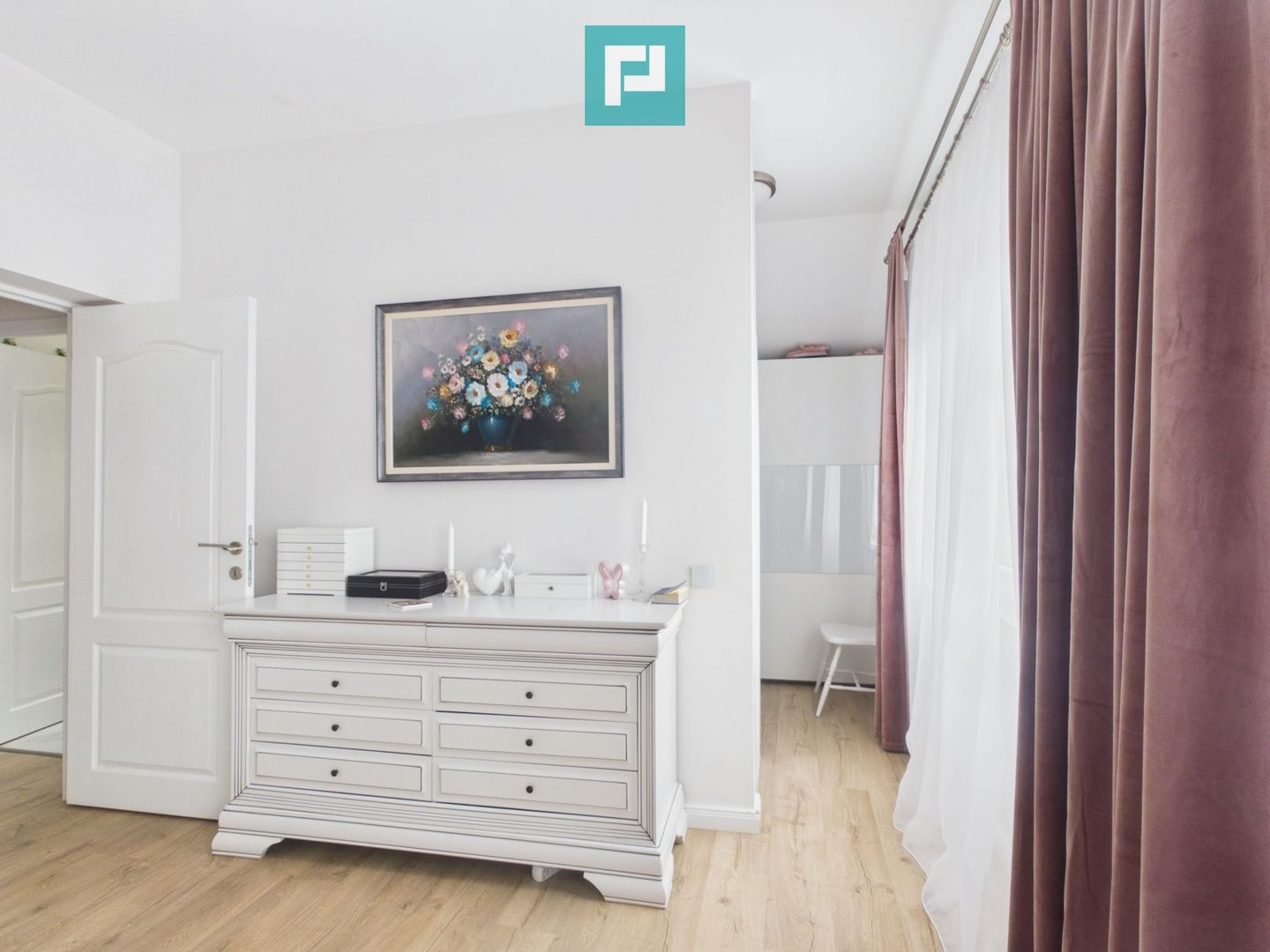 Casă 4 camere cu teren 450 mp pe Dealurile Oradei - Poză 60