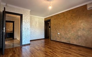 Casă individuală de închiriat în Ghiroda | Piscină- saună - Poză 3