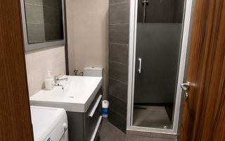 Apartament 2 camere ultracentral în Mamaia, zona Rex, parcare privată - Poză 3