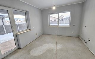 Casă 4 Camere, semifinisata, 116 mp utili, Teren 581 mp,  Micesti - Poză 5