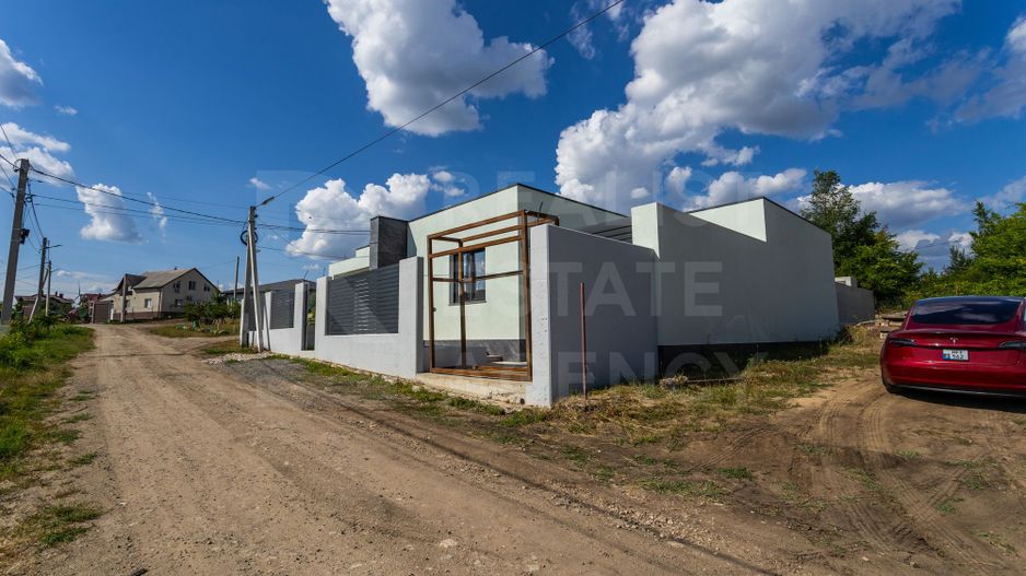 Vânzare, Casă Hi-Tech, 4 camere, str. Ion Suruceanu, Ialoveni - Poză 19