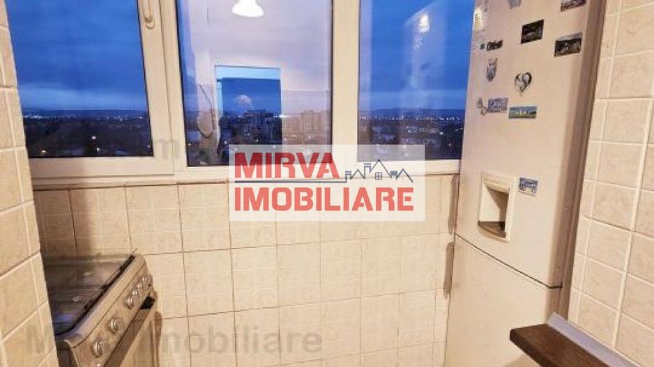 Vanzare garsoniera cu terasa, mobilata si utilata, zona Cina - Poză 17