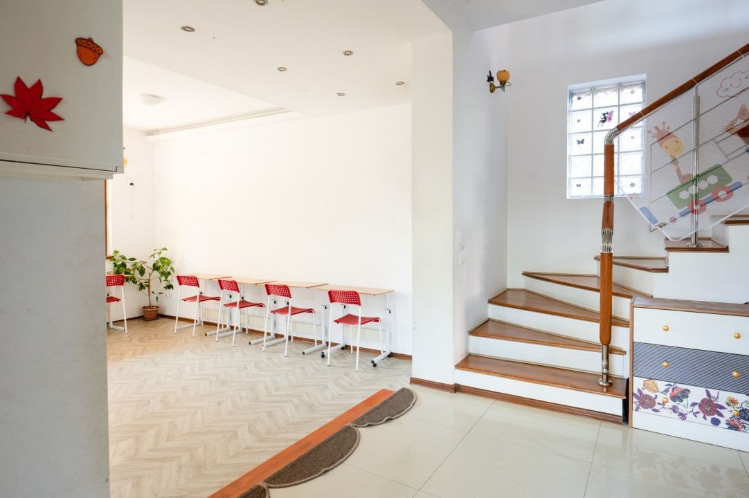 Special villa north area of Bucharest, for residence or business,owner S300 - Poză 16