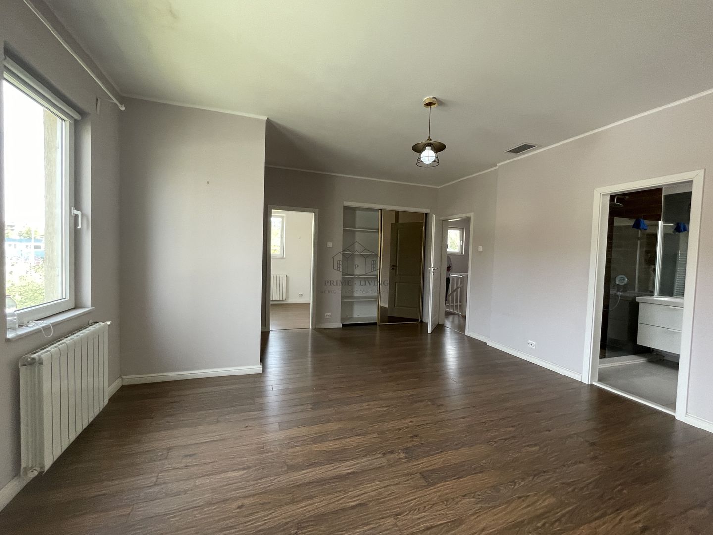 VILA SPATIOASA LA INCHIRIERE IN ZONA PIPERA LANGA SCOLI - Poză 21