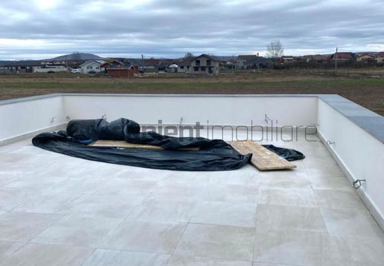 CASA INDIVIDUALA IN ORADEA - Poză 8