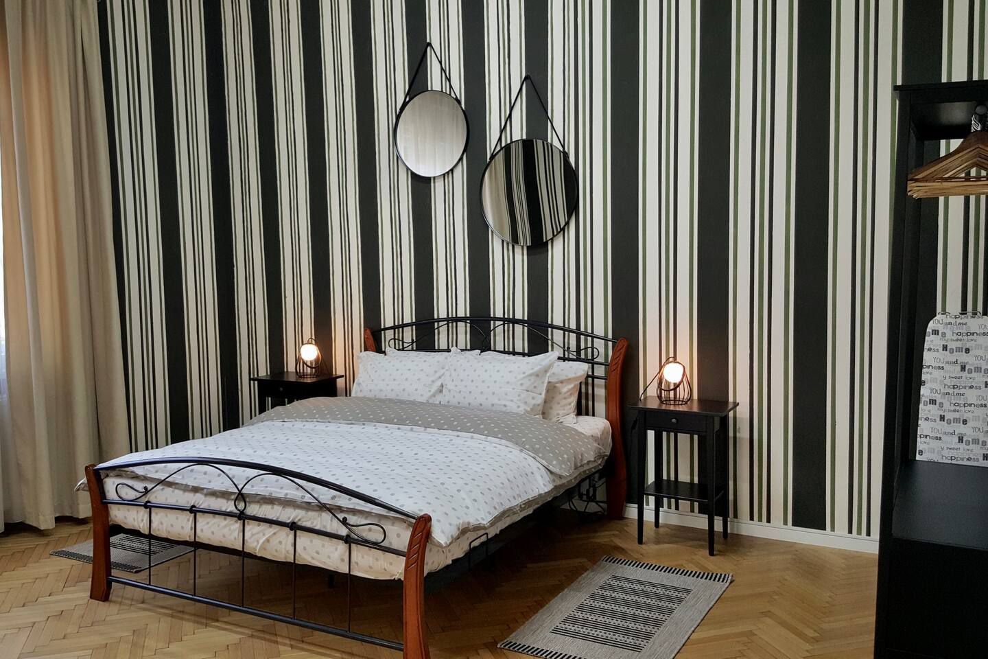 Apartament aproape de Piata Unirii - pretabil si pentru birouri - Poză 19