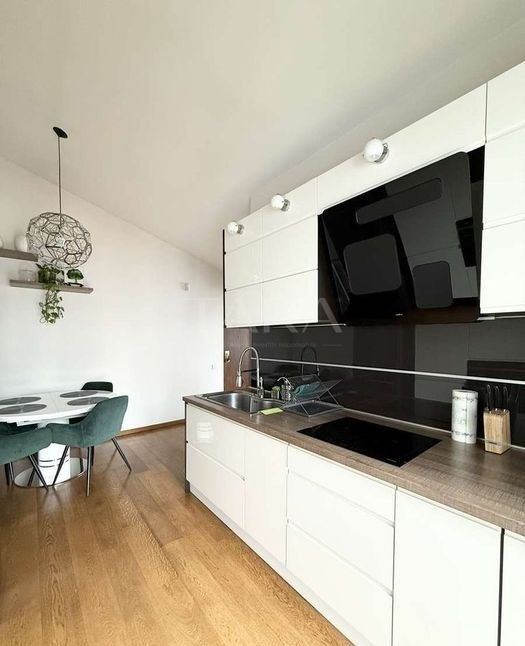 Apartament elegant singur pe nivel în zona The Office Cluj-Napoca. - Poză 4