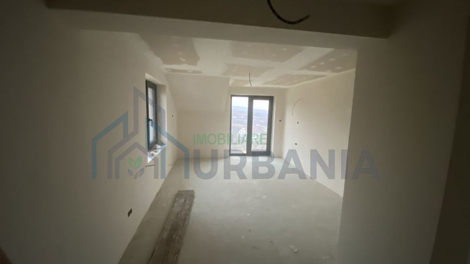 Casă de vânzare, 4 camere, Vladiceni – 120 mp utili, teren 517 mp - Poză 6