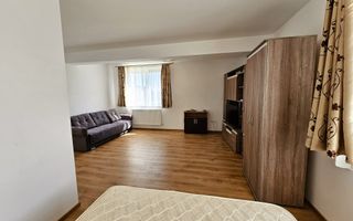 Apartament tip Penthouse, 1 camera + birou + terasa de 50 mp - Poză 2