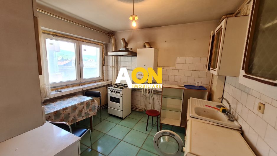 Apartament 4 Camere, Etaj 3, Decomandat, Zona Parc Cetate - Poză 8