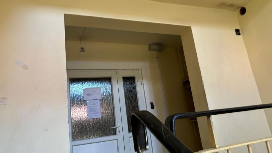 Garsoniera de vanzare  pe strada golescu 12 - Poză 12