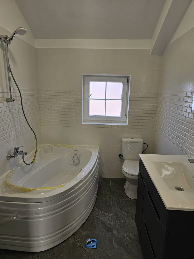 CASA INDIVIDUALA BRAGADIRU, TOATE UTILITATILE, CURTE 242 MP, COMIS 0% - Poză 17