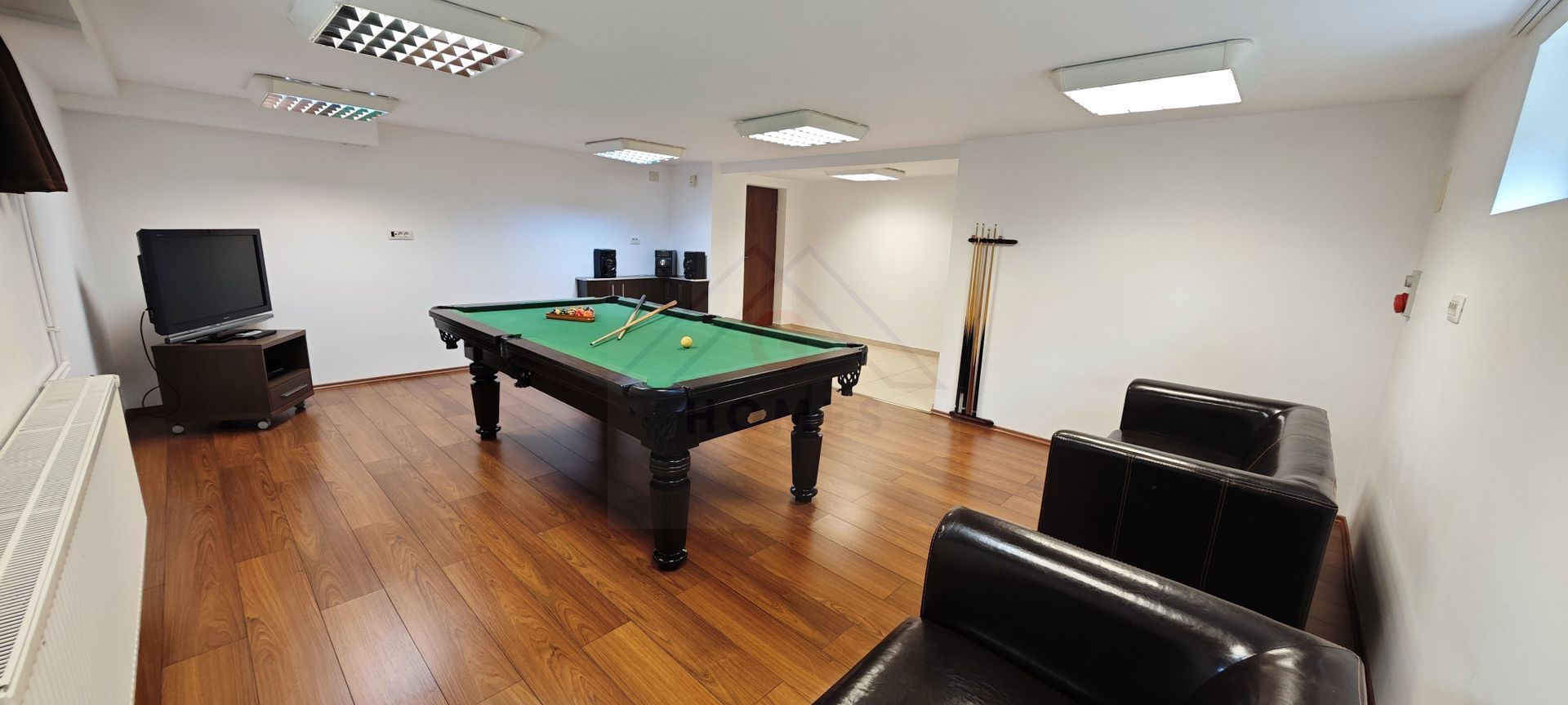 Casa spatioasa. Pretabil si pt. clinica, invatamant, camin varstnici. - Poză 36