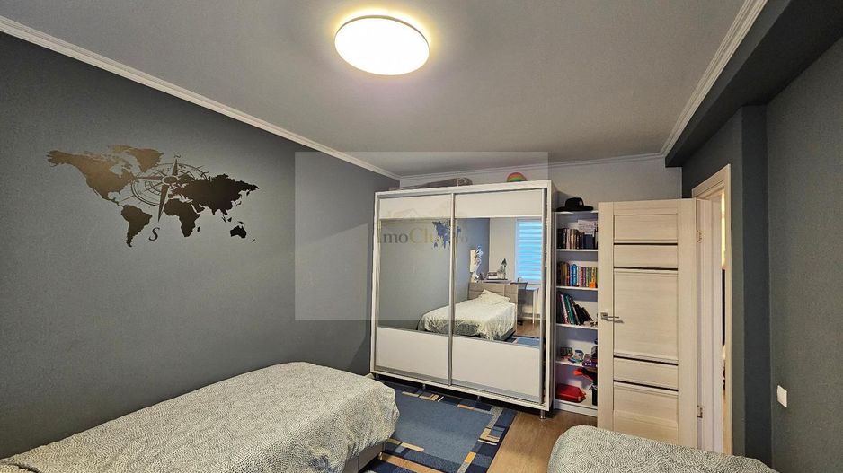 Casă spațioasă cu 4 camere și curte proprie – ideală pentru familie - Poză 9