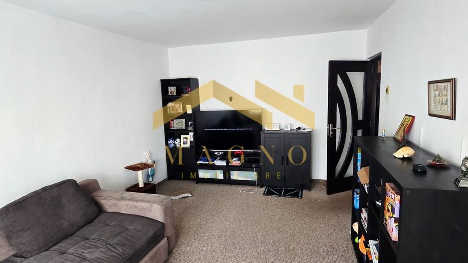 Apartament 3 camere Zona Intim / Banu Maracine - Poză 3