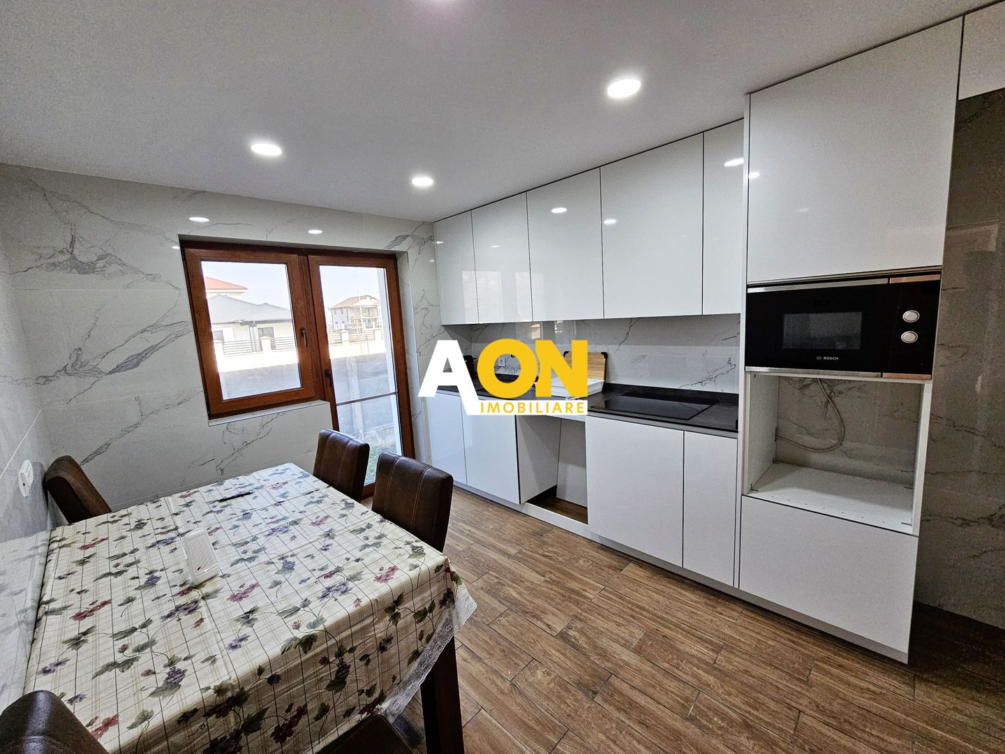1/2  Duplex, 190 mp utili, 300 mp teren, Alba-Micesti - Poză 2