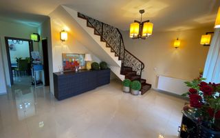 Casă complet mobilată cu teren 407 mp I garaj și foișor I Șura Mare - Poză 2