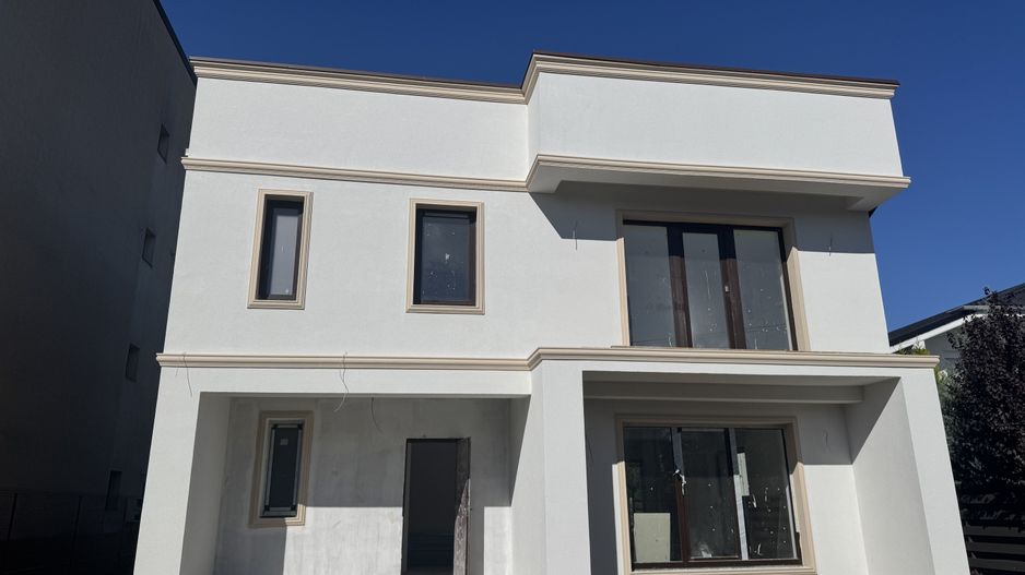 Vila Neoclasica zona CENTRALA Otopeni curte 500m2 - Poză 2