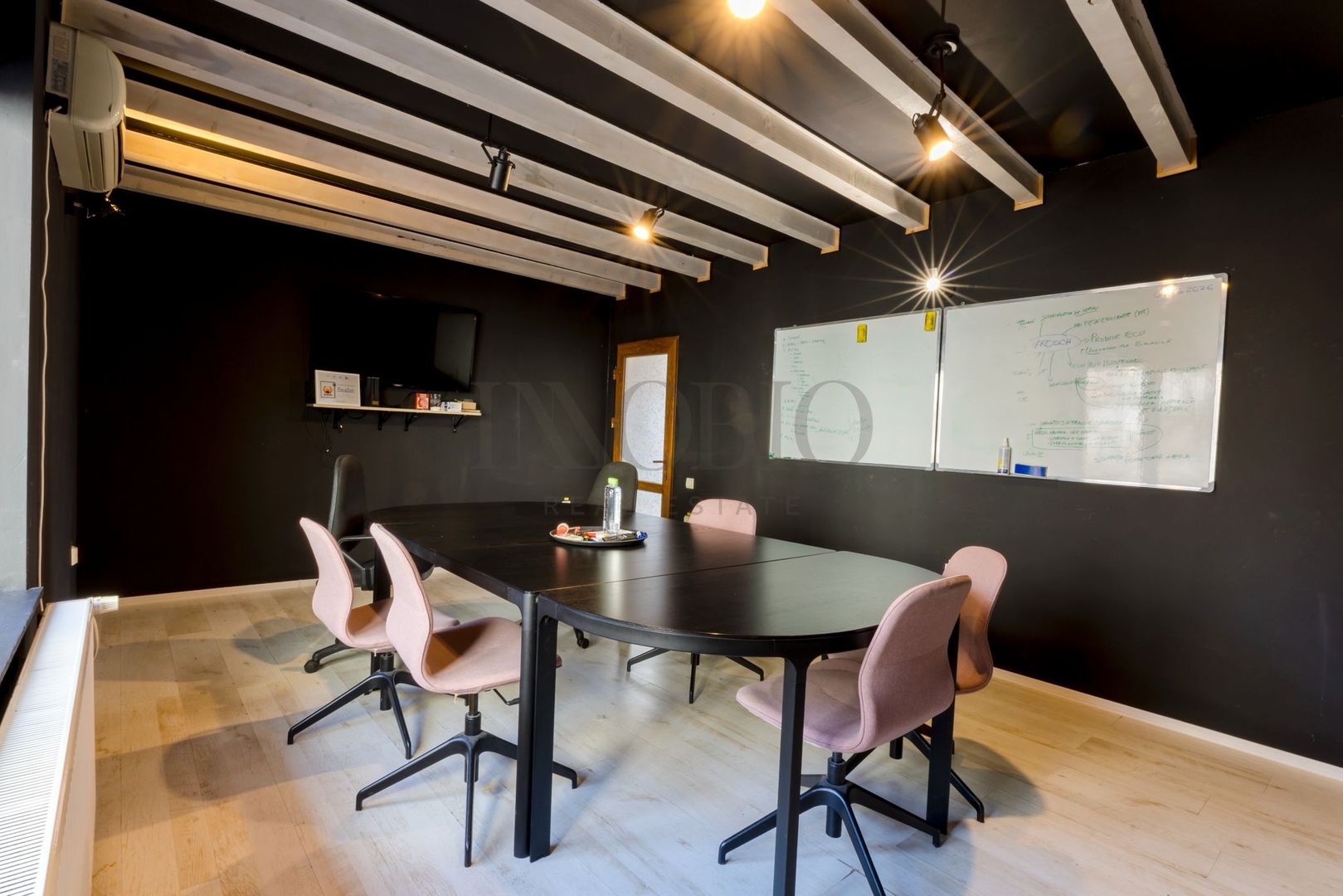 Vilă de închiriat 240 mp2 + curte | Spațiu birouri premium | P+3E - Poză 1