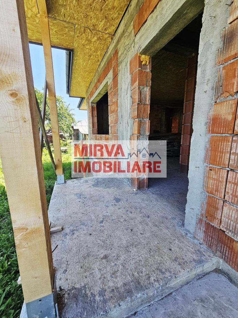 🏡 Casă la roșu cu 4 camere, 122 mp utili, teren 465 mp – Băicoi - Poză 16