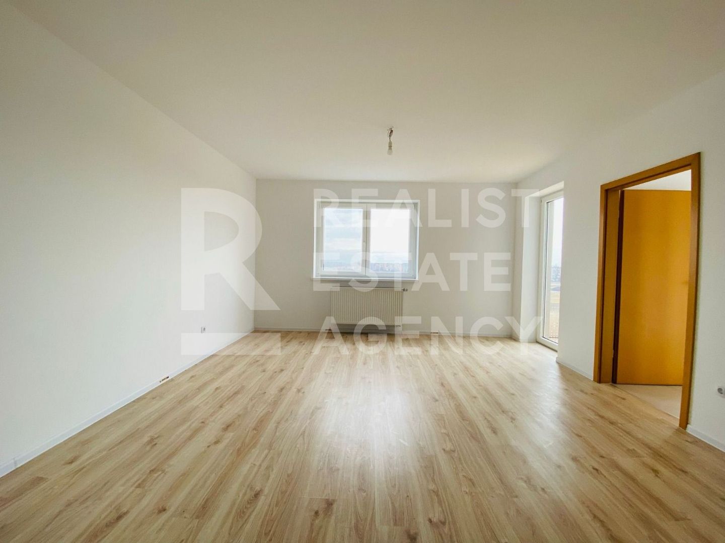 Apartament deosebit Brasov AVANGARDEN - Poză 3