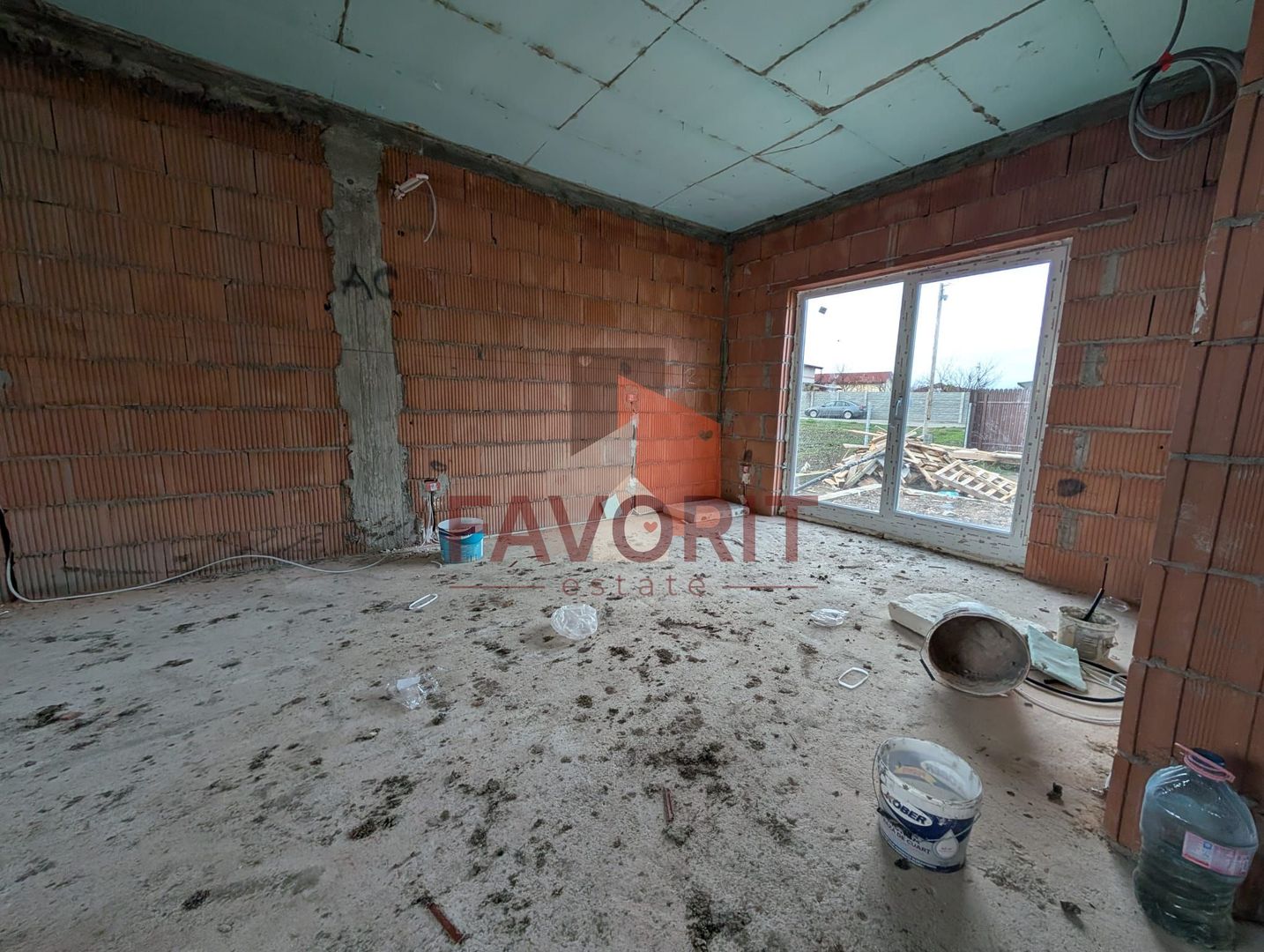 Casă individuală | Parter | Toate utilitatile | Finisaje premium | Curte | Pod - Poză 4