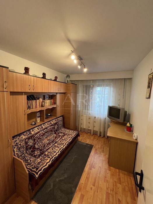 Apartament de vânzare, Mănăștur, 3 camere,  garaj. - Poză 1