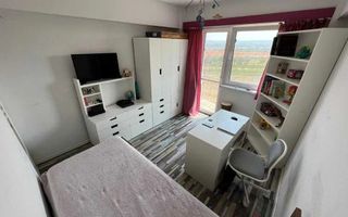 Apartament 3 camere,etaj intermediar,bloc nou,mobilat/utilat zona Galata - Poză 3