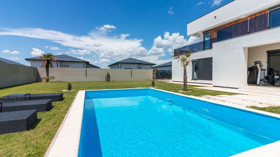 Vila premium cu piscina Balotesti | Teren 800 mp - Poză 2