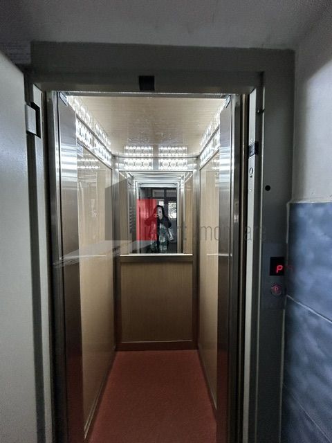 Apartament 3 camere Baba Novac de  renovat - Poză 5