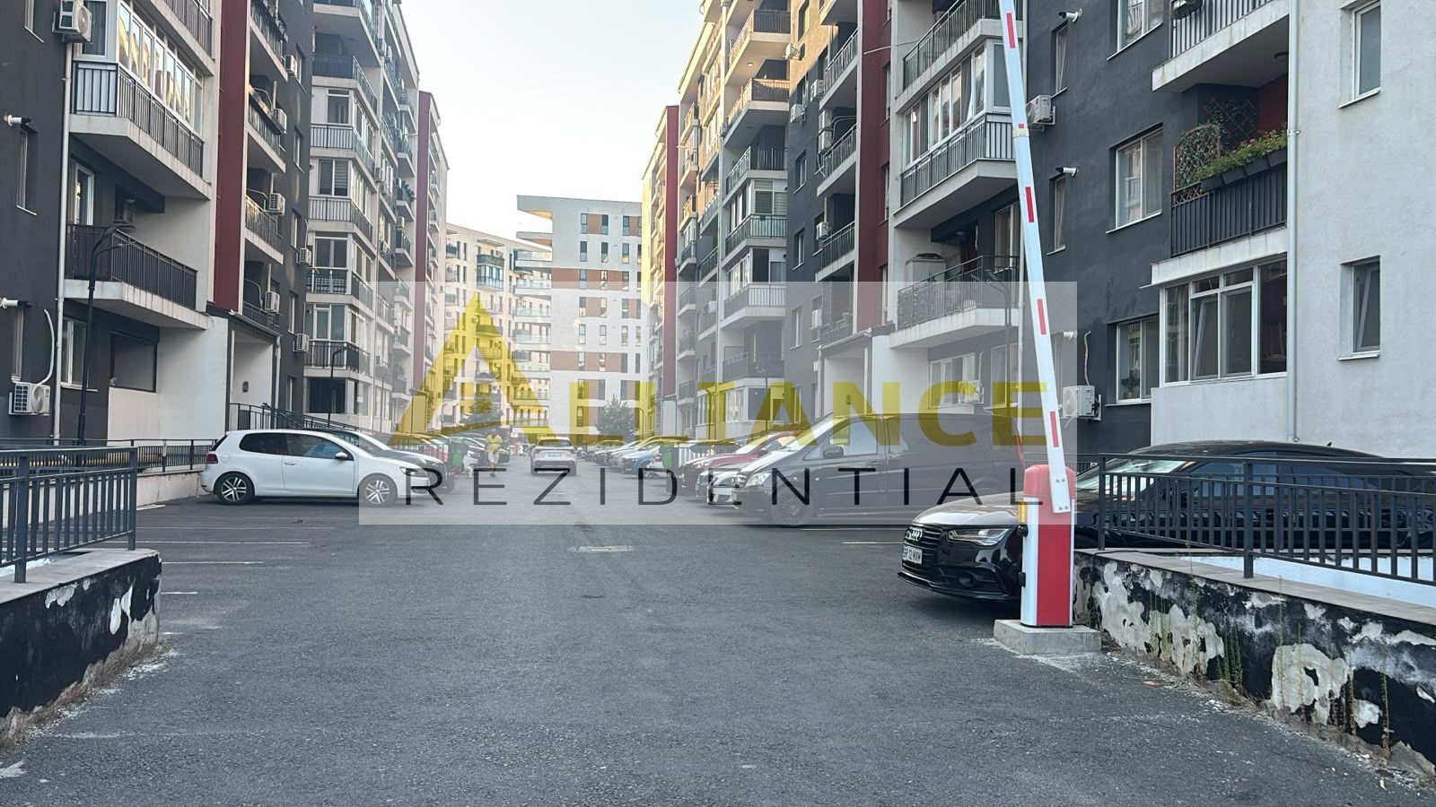 Metrou Aparatorii Patriei-2 Camere-Mobilat/Utilat - Poză 4