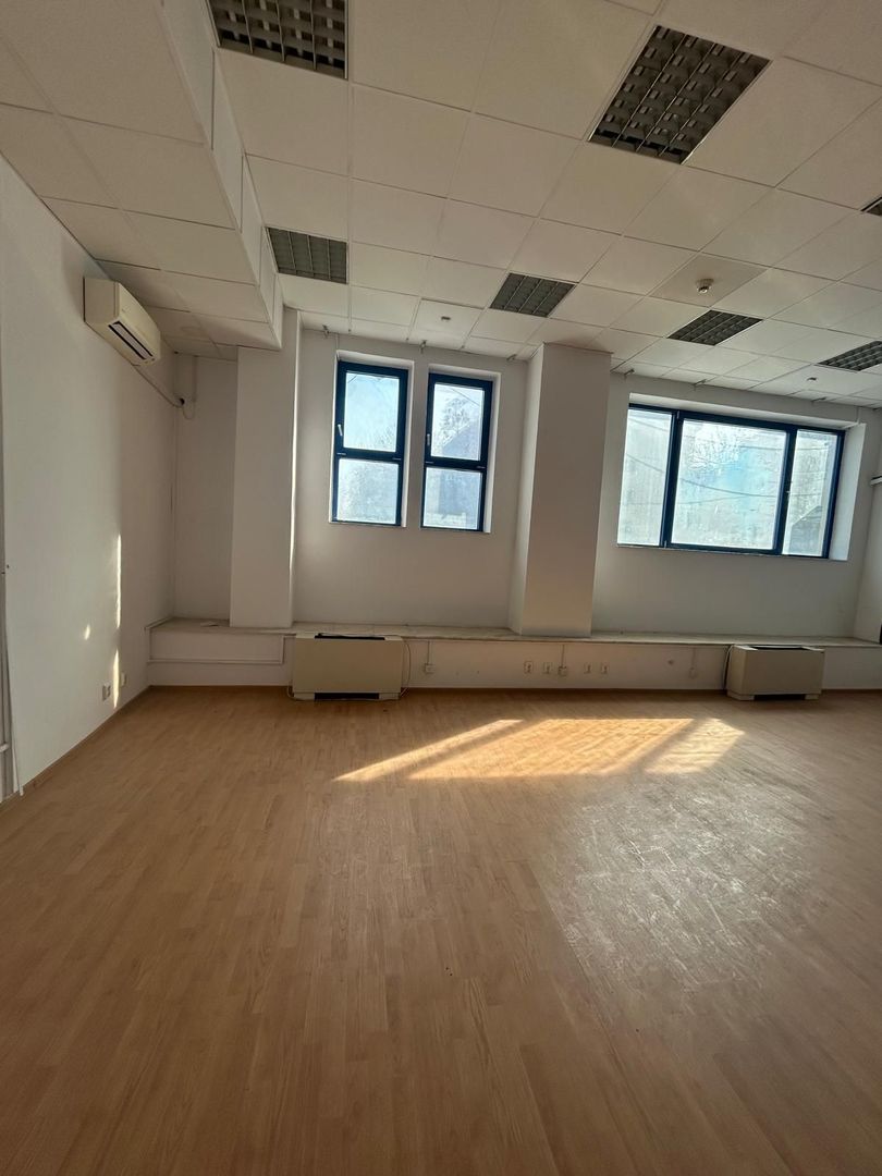 Spatiu comercial de inchiriat - Piata Alba Iulia - Poză 1