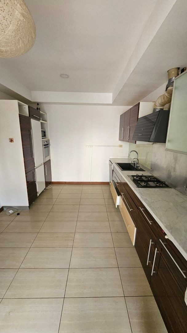 Duplex 4 camere in Cosmopolis - Poză 8