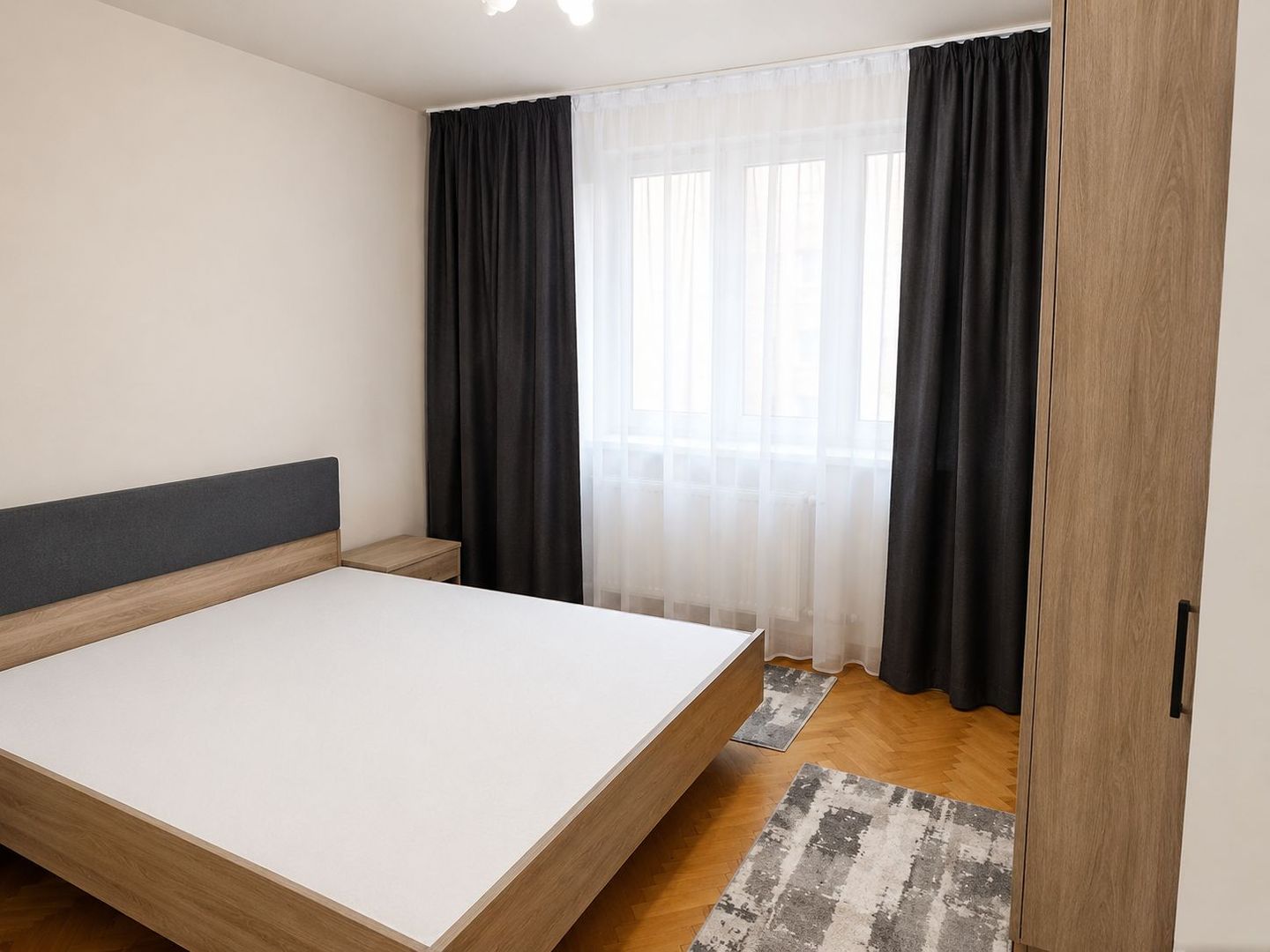 Apartament 2 camere decomandat | Zona Medicina – Bastion | - Poză 3