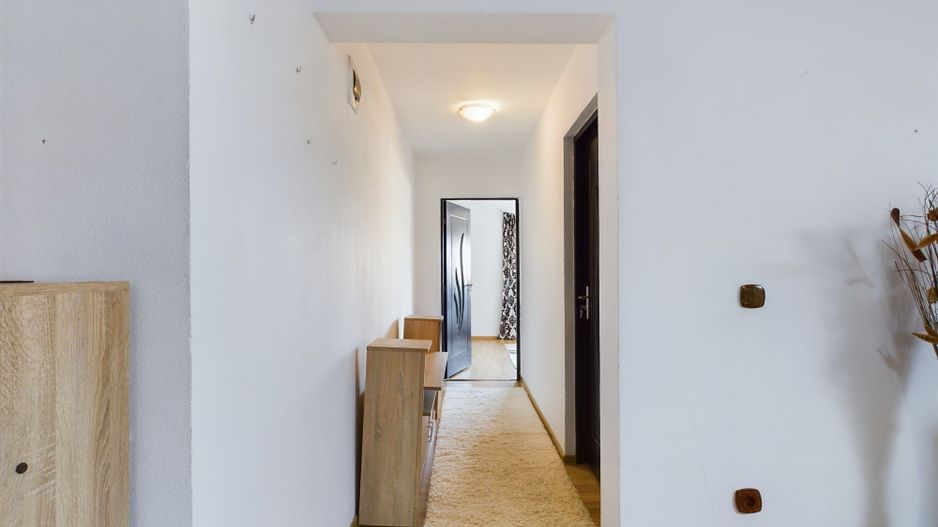 Apartament 3 camere, spațios, mobilat, în Chișoda - Poză 2