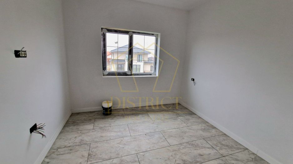 Duplex spatios cu 5 camere | Mosnita Noua - Poză 3