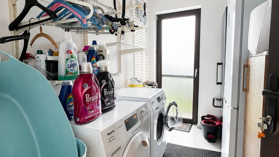 Vila cu 6 camere 4 bai, zona Spitalul Judetean, cu spa, garaj, beci - Poză 12