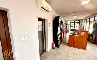 Spatiu comercial, 3 camere,locatie excelenta, 5 locuri parcare,str Andrei Saguna - Poză 3