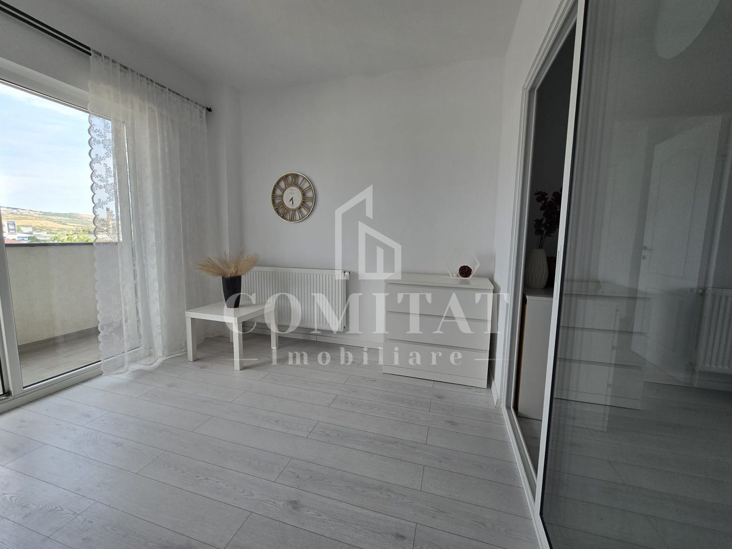 Apartament cu 2 camere | Terasă generoasă |Etaj intermediar | Fabricii - Poză 4