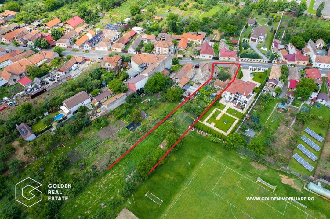 Teren intravilan cu casa demolabila, aproximativ 2000 mp, zona Aradul Nou - Poză 3