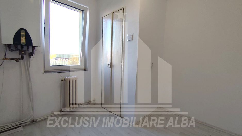Apartament cu 2 camere decomandate, Ampoi 1 - Poză 6