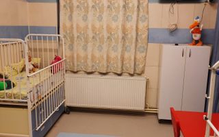 Proprietate versatilă, ideală pentru activități sociale, medicale sau - Poză 14