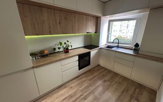 Apartament 3 camere, etaj 5 - zona Cetate - Poză 3