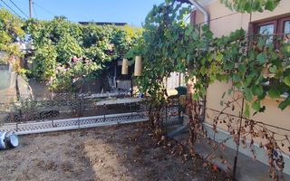 Casa de vanzare + teren in zona Jiului (Bucurestii Noi) - Poză 2