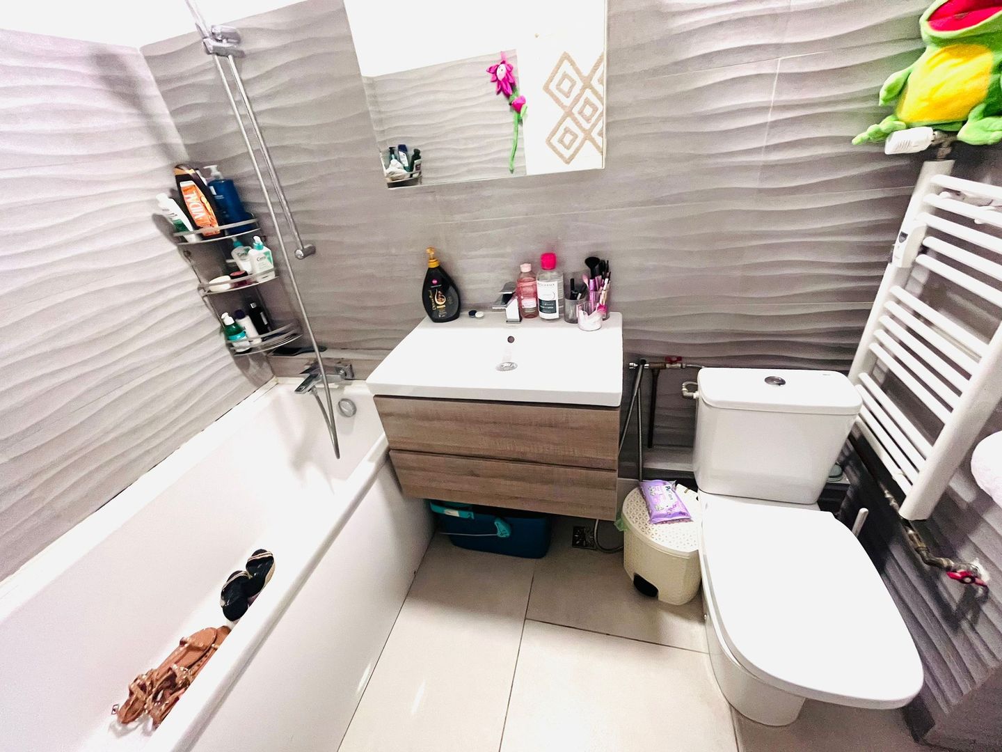 APARTAMENT MODERN DECOMANDAT RENOVAT COMPLET BLOC REABILITAT GORJULUI - Poză 9