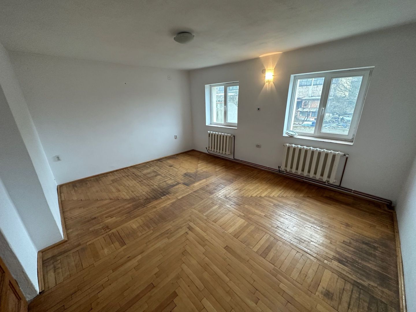 Casa pe artera - Simion Barnutiu - Poză 4