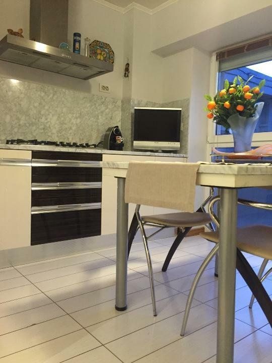 Apartament luminos Unirii Pillat - Poză 3